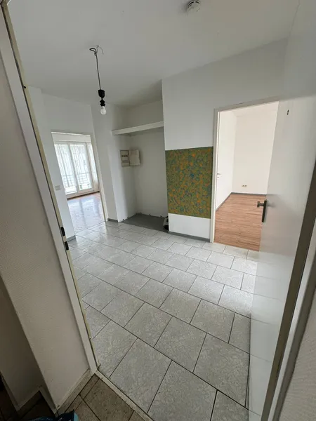 Stilvolle, gepflegte 2-Zimmer-Wohnung mit Balkon in Berlin Reinickendorf — photo 1